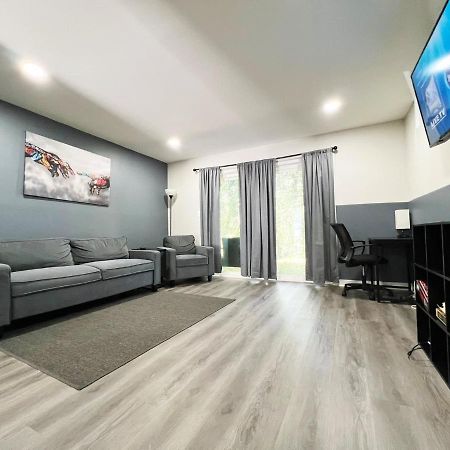 The Lux 28 Tvs Every Room Free Wifi Atlanta Eksteriør bilde