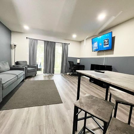 The Lux 28 Tvs Every Room Free Wifi Atlanta Eksteriør bilde